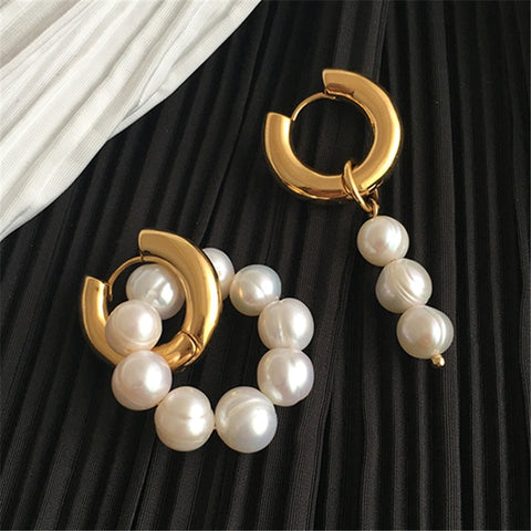 Minerva Round Pearls Drop Earrings